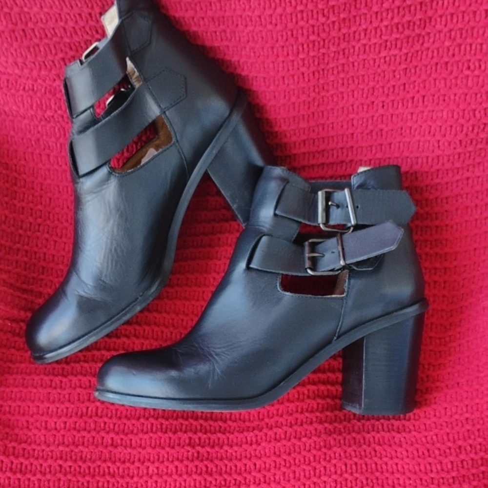 Topshop Black Leather Ankle Boots